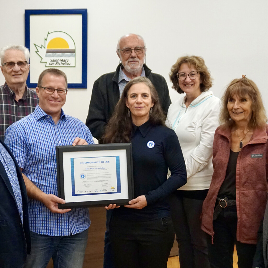 10-10-2023_remise_certification-communaute-bleu_saint-marc-sur-richelieu